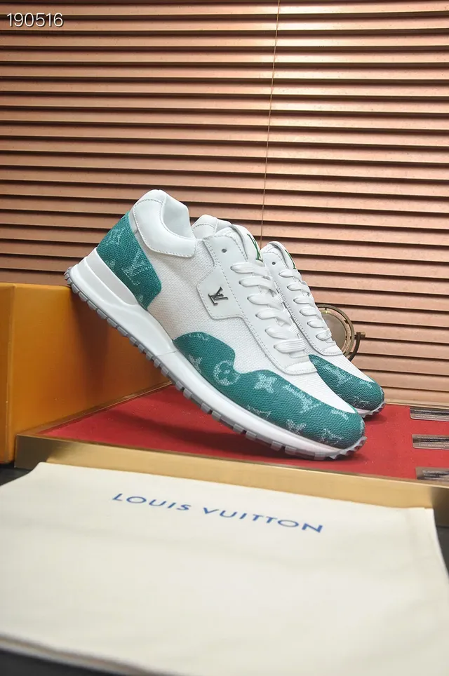 Louis Vuitton LV Trainer सफेद हरा मिश्रित सामग्री ऊपरी मोनोग्राम एम्प्रिंट लेदर अक्सेंट लाइफस्टाइल स्नीकर 6