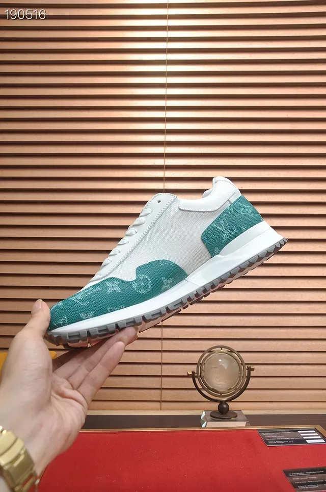 Louis Vuitton LV Trainer सफेद हरा मिश्रित सामग्री ऊपरी मोनोग्राम एम्प्रिंट लेदर अक्सेंट लाइफस्टाइल स्नीकर 7