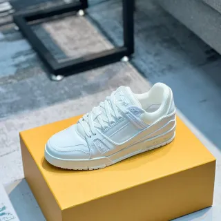 Louis Vuitton LV Trainer Branco Monocromo Camada Superior Sintética Multicamada Tênis Lifestyle