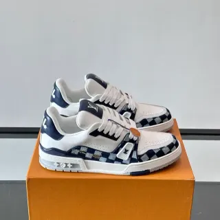 Louis Vuitton LV Trainer Blanco Navy Checkerboard Denim Panels Correa Monogramada Lifestyle Sneakers
