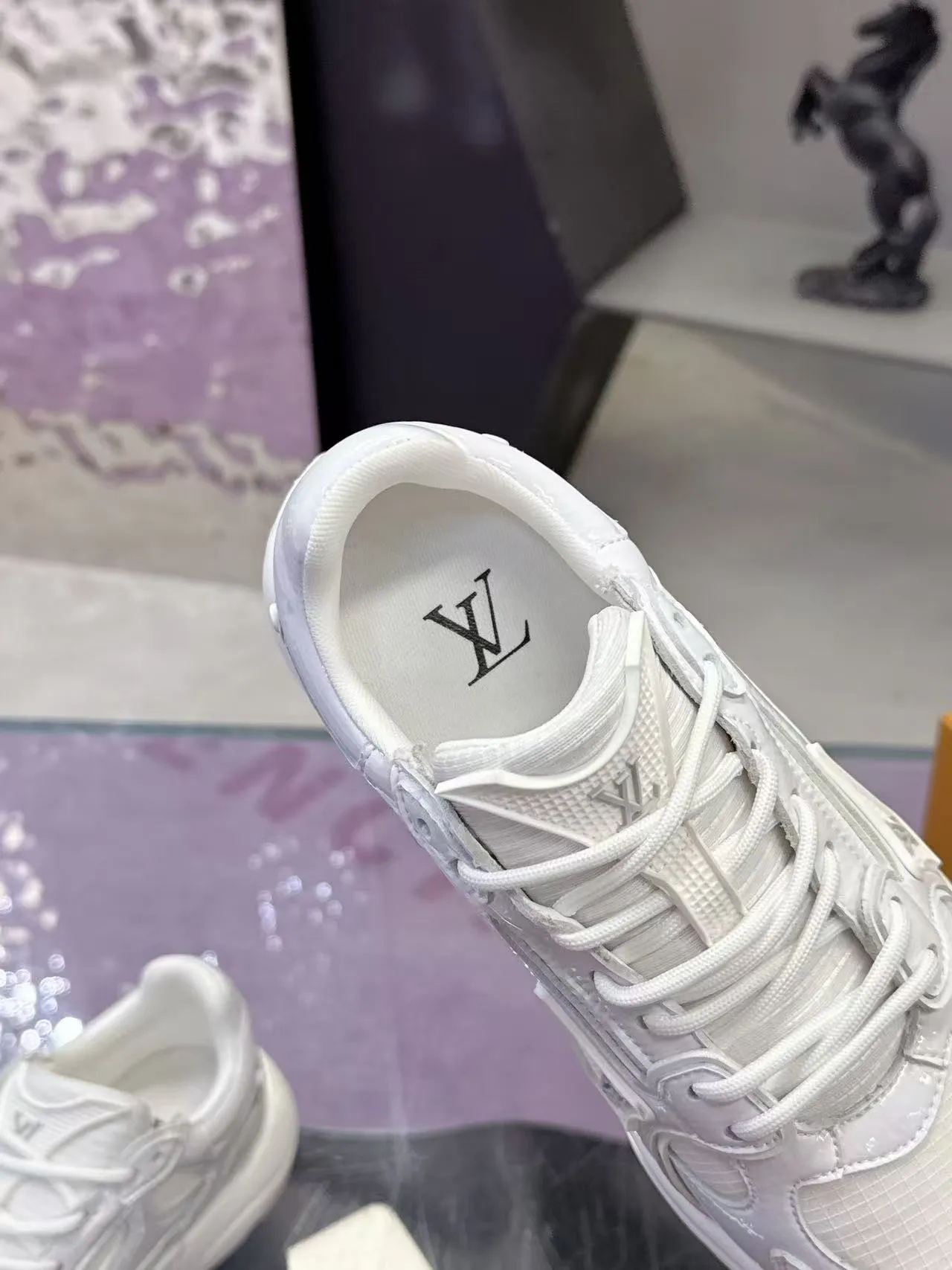 Louis Vuitton LV Trainer أبيض ظلال طبقات تركيبية تراكبات حذاء رياضي سميك 4