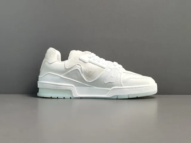 路易威登 LV Trainer 白色透明 Monogrammed 纺织鞋面 层叠皮革覆盖 生活方式运动鞋 14