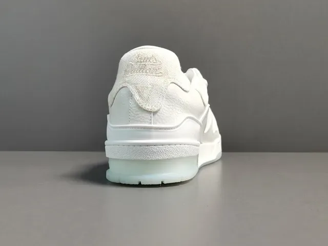 路易威登 LV Trainer 白色透明 Monogrammed 纺织鞋面 层叠皮革覆盖 生活方式运动鞋 15