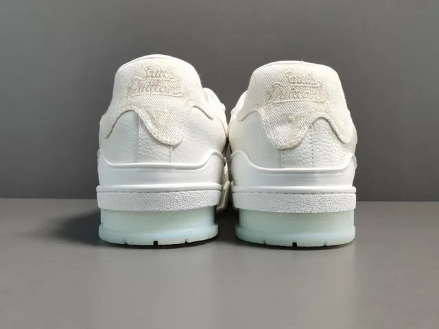 路易威登 LV Trainer 白色透明 Monogrammed 纺织鞋面 层叠皮革覆盖 生活方式运动鞋 17