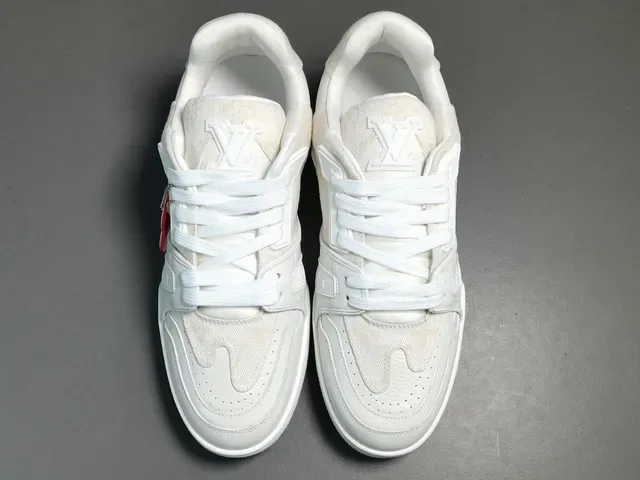 路易威登 LV Trainer 白色透明 Monogrammed 纺织鞋面 层叠皮革覆盖 生活方式运动鞋 18