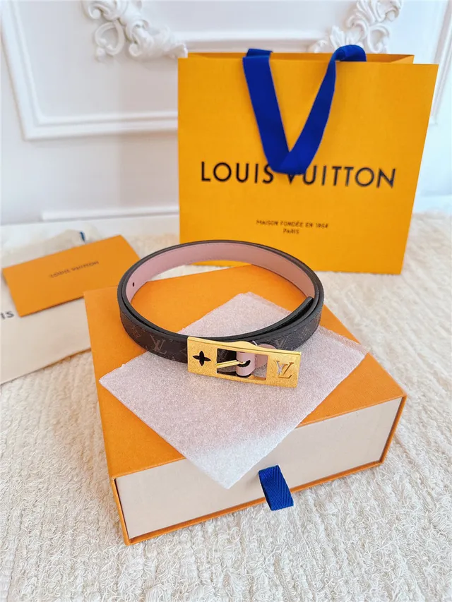 Louis Vuitton Monogramme Toile Doré Boucle Ceinture en Cuir 22