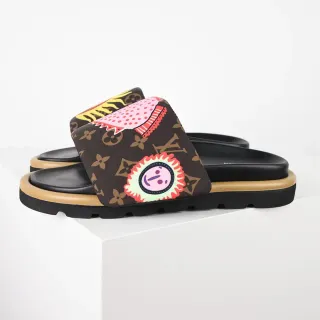 Louis Vuitton Monogram Canvas Graphic Appliqué Zapatillas de plataforma