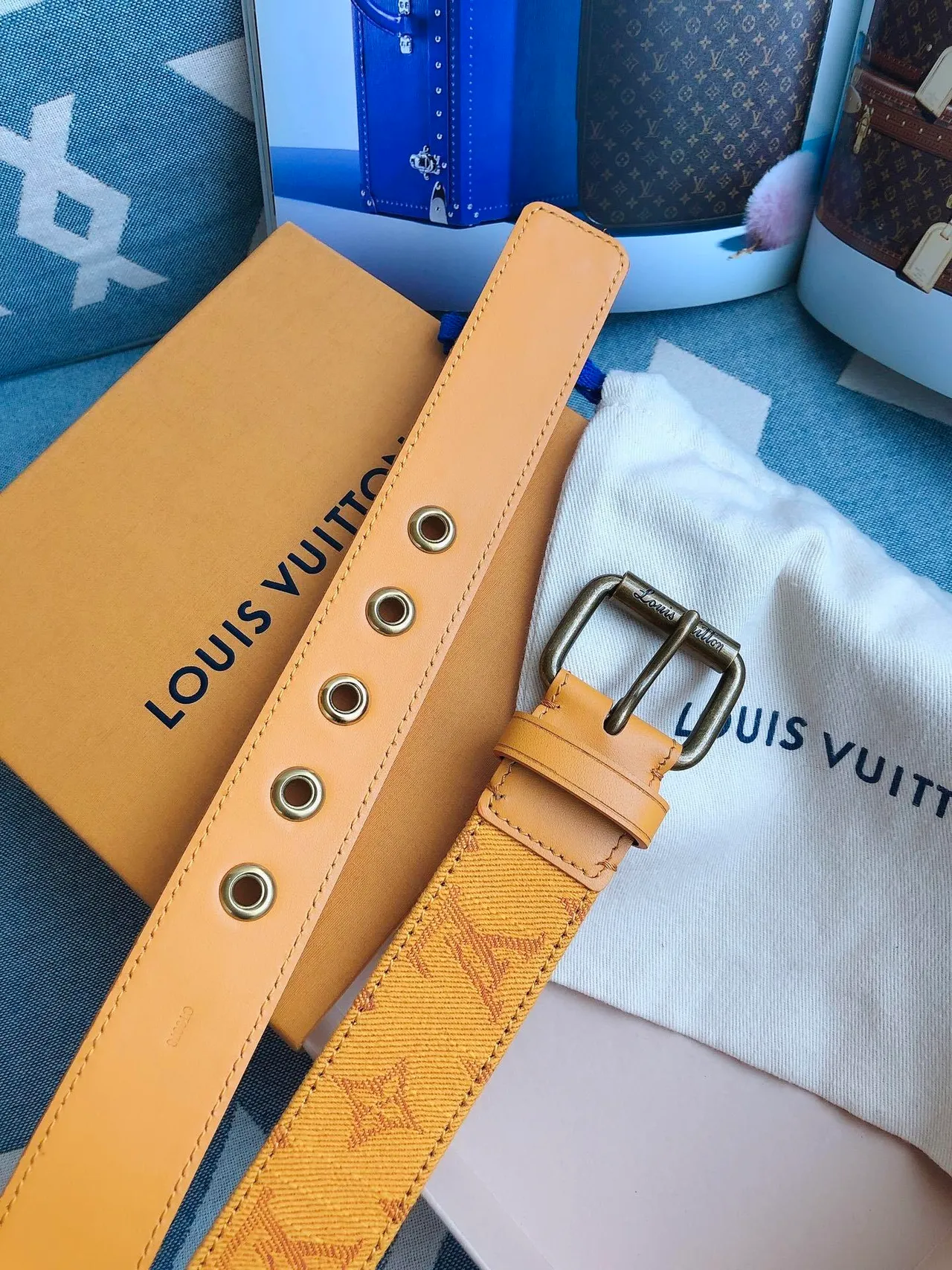 Louis Vuitton Monogram Canvas पीला चमड़ा बेल्ट 2