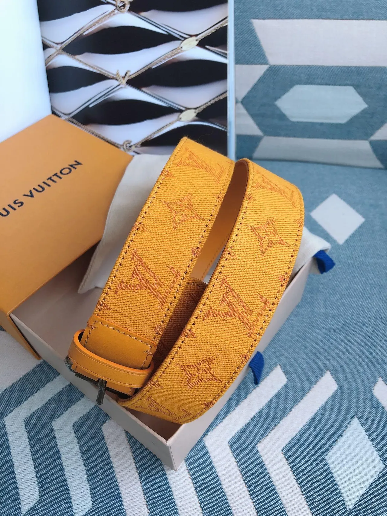 Louis Vuitton Monogram Canvas पीला चमड़ा बेल्ट 8