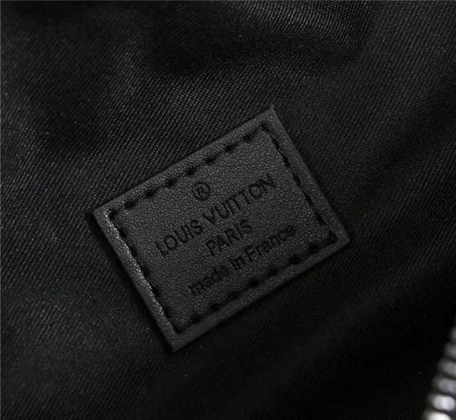Louis Vuitton Monogram embossado preto saco de cintura de moda 8