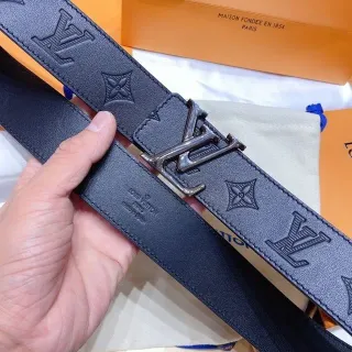 Louis Vuitton cinto de couro com monograma embossed navy