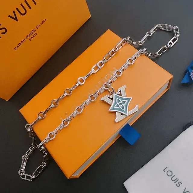Louis Vuitton Monogram Enamel Pendant Necklace 9
