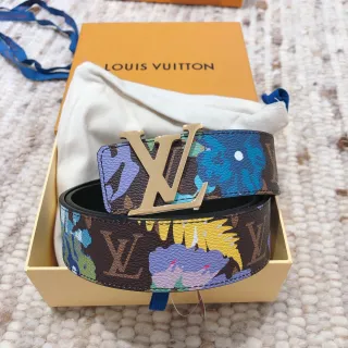 Louis Vuitton Monogram Cinto de couro estampado floral
