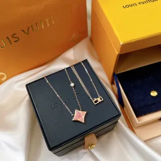 Louis Vuitton Monogram Flower and Lock Colar com pingente de esmalte corrente de rosas em ouro rosa