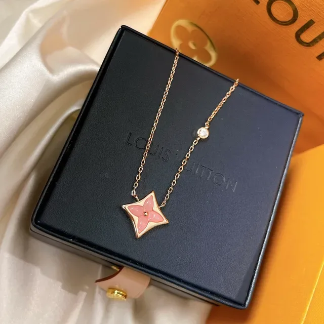 Louis Vuitton Monogram Flower and Lock 粉金玫瑰链 珐琅坠子 项链 4