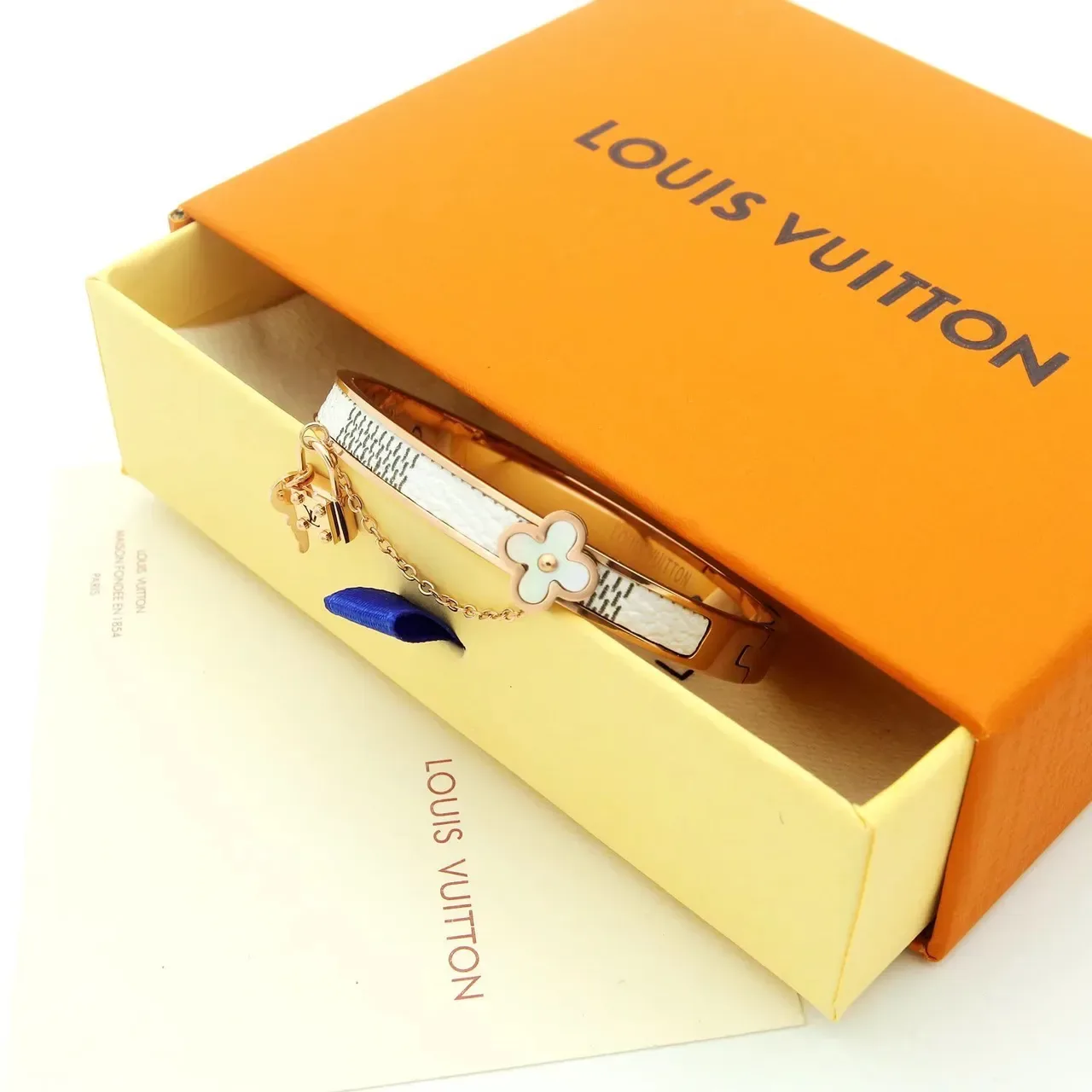 Bracelet Louis Vuitton Monogram Flower Bangle Or Brun Rigide Articulé Quatre Pétales Motif Floral 2