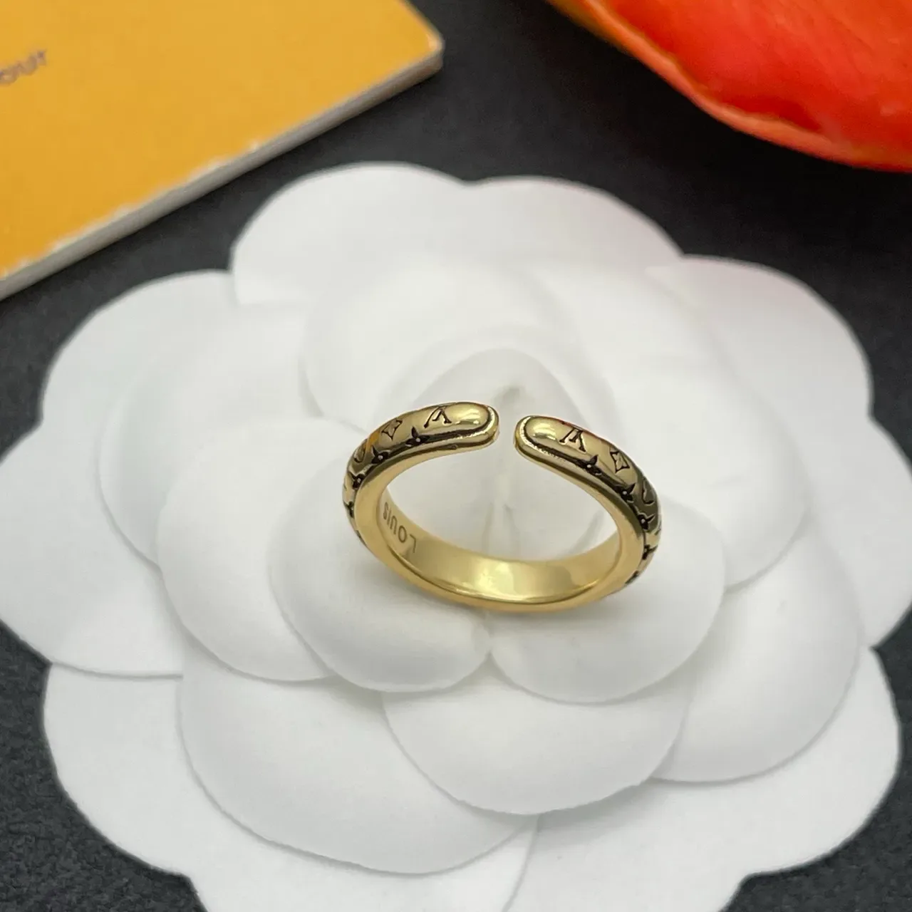 Louis Vuitton Monogram Ring Gold Continuous Band Ring 4
