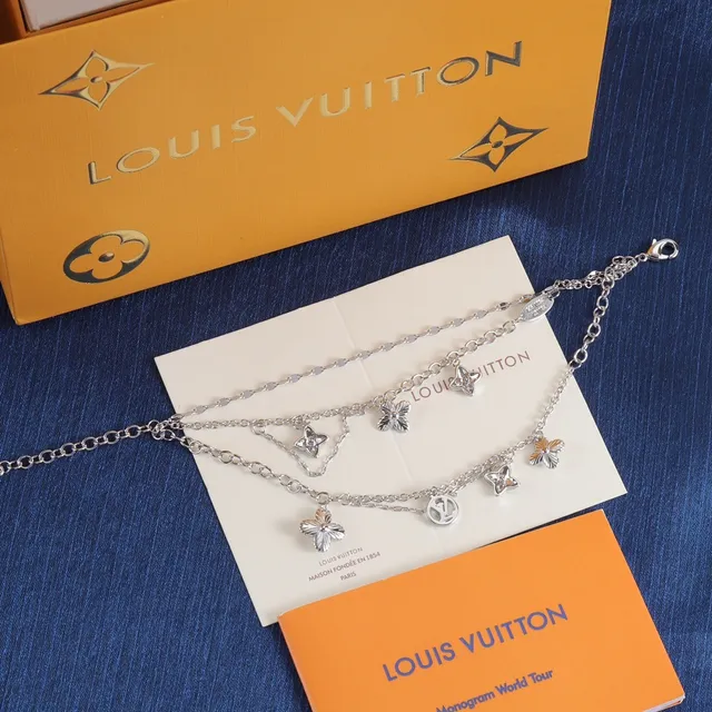 Louis Vuitton Monogram World Tour 多链银色调项链 2