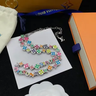 Louis Vuitton বহুরঙ্গীন এনামেল চার্ম নেকলেস
