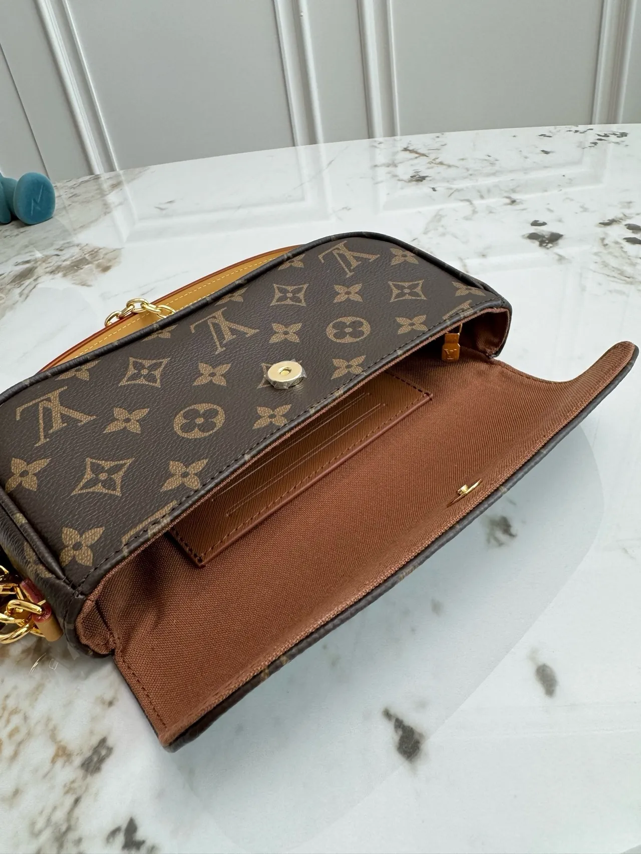 Louis Vuitton Pochette Metis Brown Gold Monogram Coated Canvas Chain Strap Messenger Bag 4