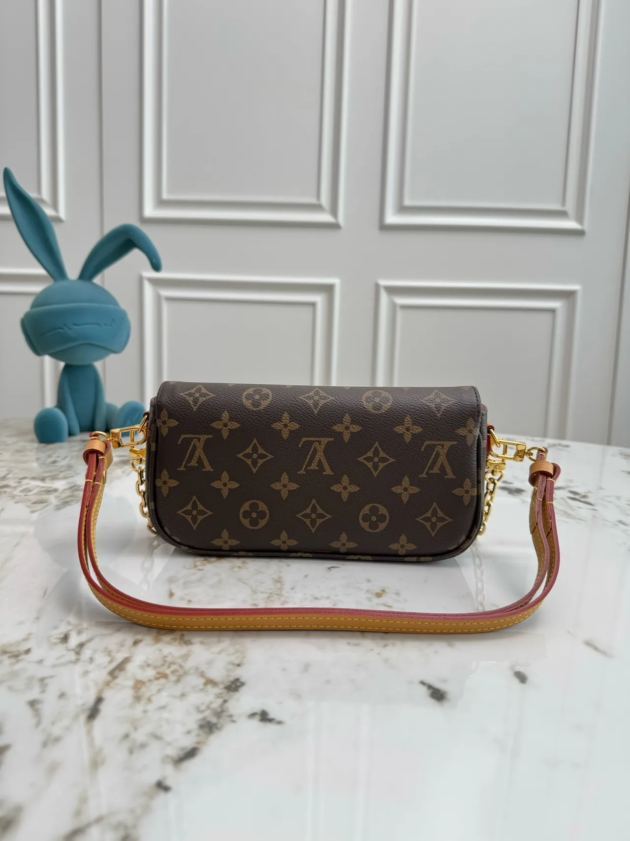 Louis Vuitton Pochette Metis Brown Gold Monogram Coated Canvas Chain Strap Messenger Bag 7
