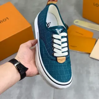 Louis Vuitton Sneaker Lifestyle Teal Quilted