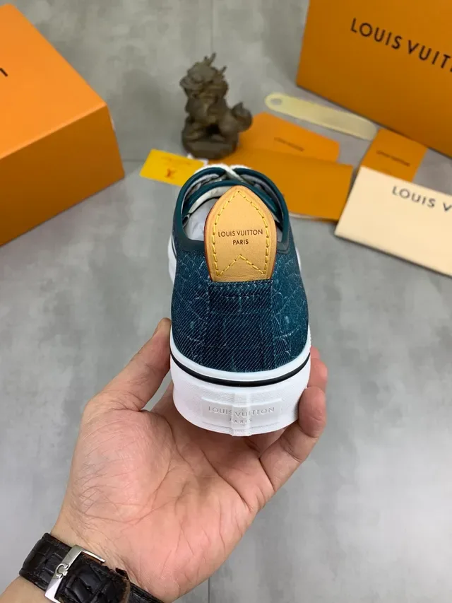 Louis Vuitton Sneaker Lifestyle Teal Quilted 3
