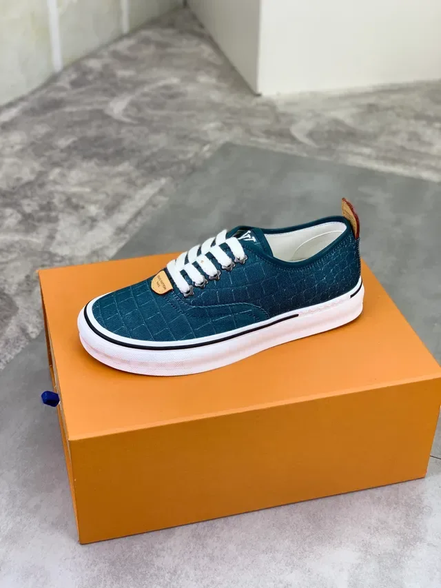 Louis Vuitton Sneaker Lifestyle Teal Quilted 4