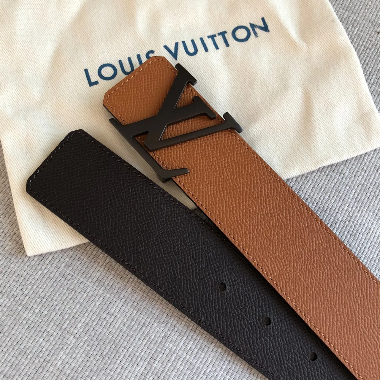 Louis Vuitton 可逆黑色米色皮革腰带 2
