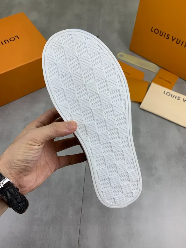 Louis Vuitton Run Away Monogram Canvas लाइफस्टाइल स्नीकर 2