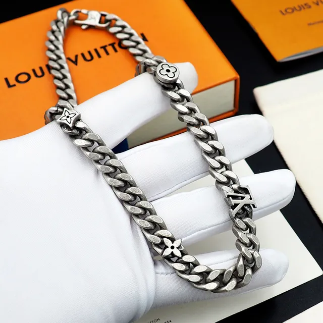 Louis Vuitton সিলভার চাংকি কার্ব-লিংক চেইন অ্যান্টিকুয়েড ফিনিশ নেকলেস 3