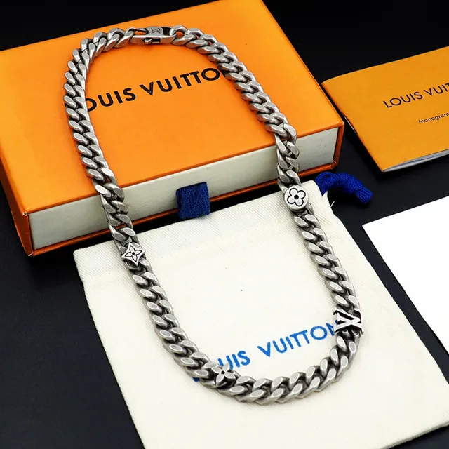 Louis Vuitton সিলভার চাংকি কার্ব-লিংক চেইন অ্যান্টিকুয়েড ফিনিশ নেকলেস 4