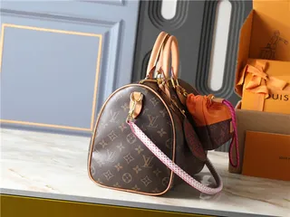 Louis Vuitton Speedy 25 Monogram Canvas Tan Leather Boston Bag 18