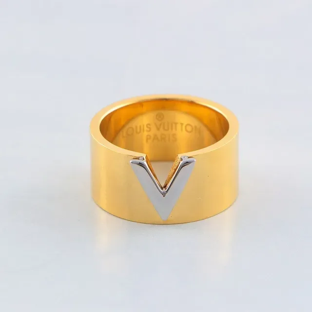 Louis Vuitton V Ring Rose Gold Yellow Gold Silver Tone Rings 4
