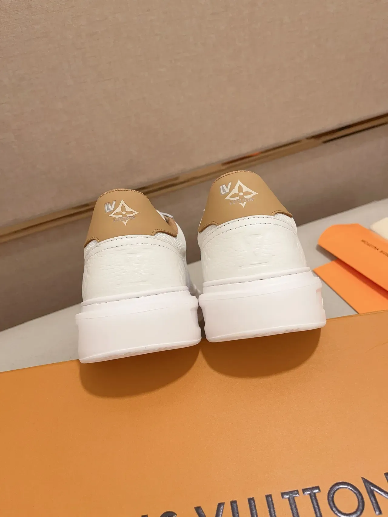 Louis Vuitton White Beige Low-Top Platform Sole Lifestyle Sneakers 4