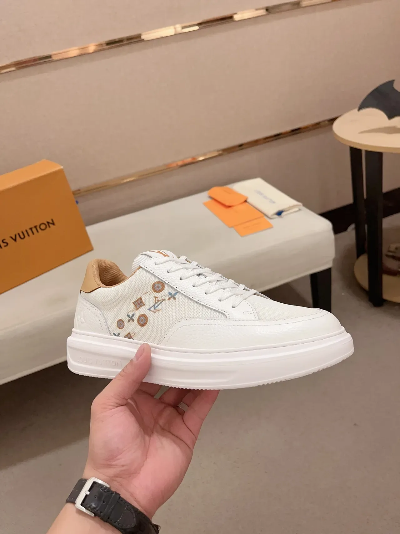 Louis Vuitton White Beige Low-Top Platform Sole Lifestyle Sneakers 5