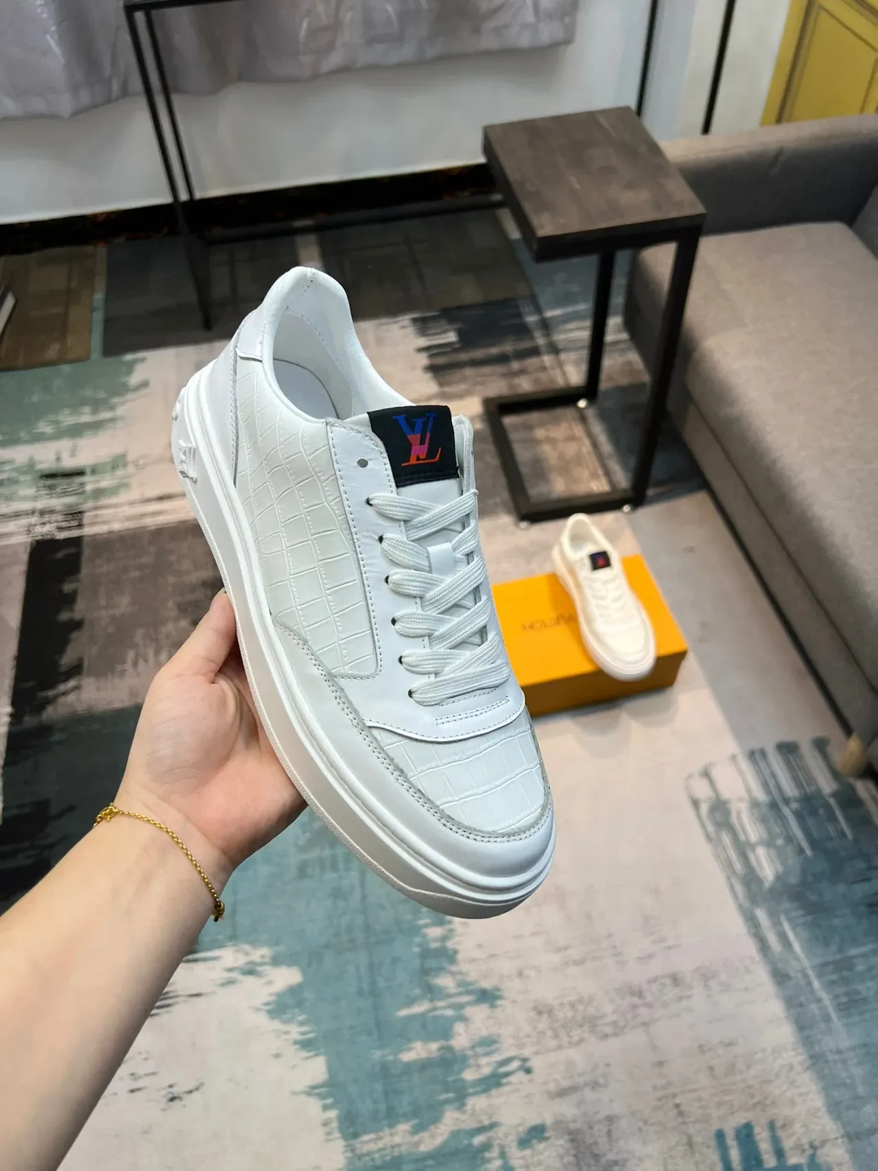 Louis Vuitton Sneakers Lifestyle Blanc Noir Cuir Embossé Crocodile Semelles Plateforme 6