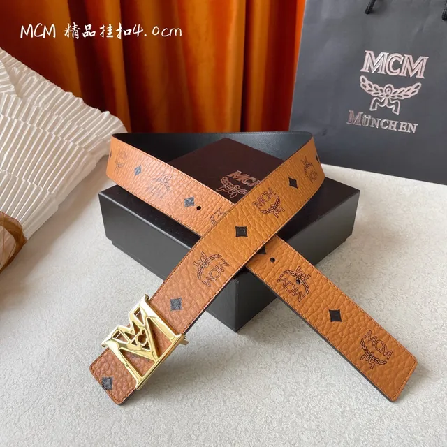 MCM Visetos حزام جلدي بني ذهبي مطبوع مونوغرام 4
