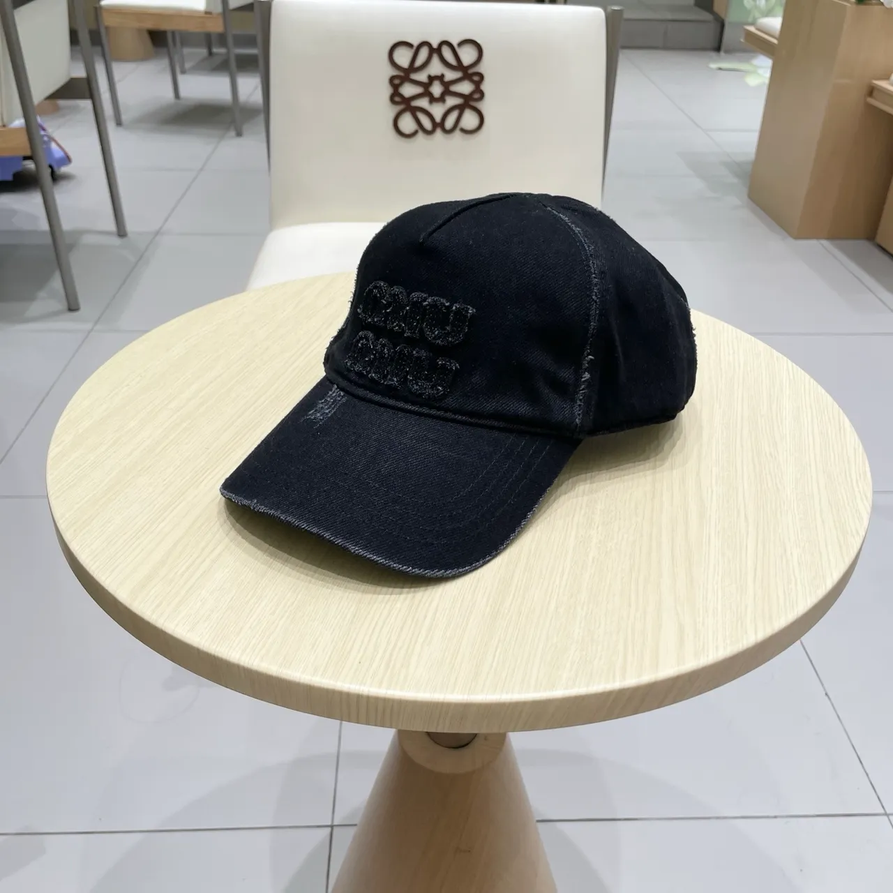 Miu Miu 黑色 distressed denim 刺绣 logo 棒球帽 9