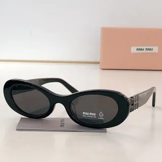 Miu Miu काला भूरा अंडाकार सिल्हूट चमकदार एसिटेट धूपकेश
