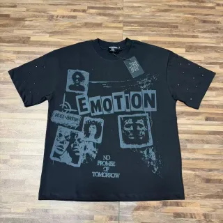 Mixed Emotion Black Gray Graphic-Print Studded Sleeves T-Shirt