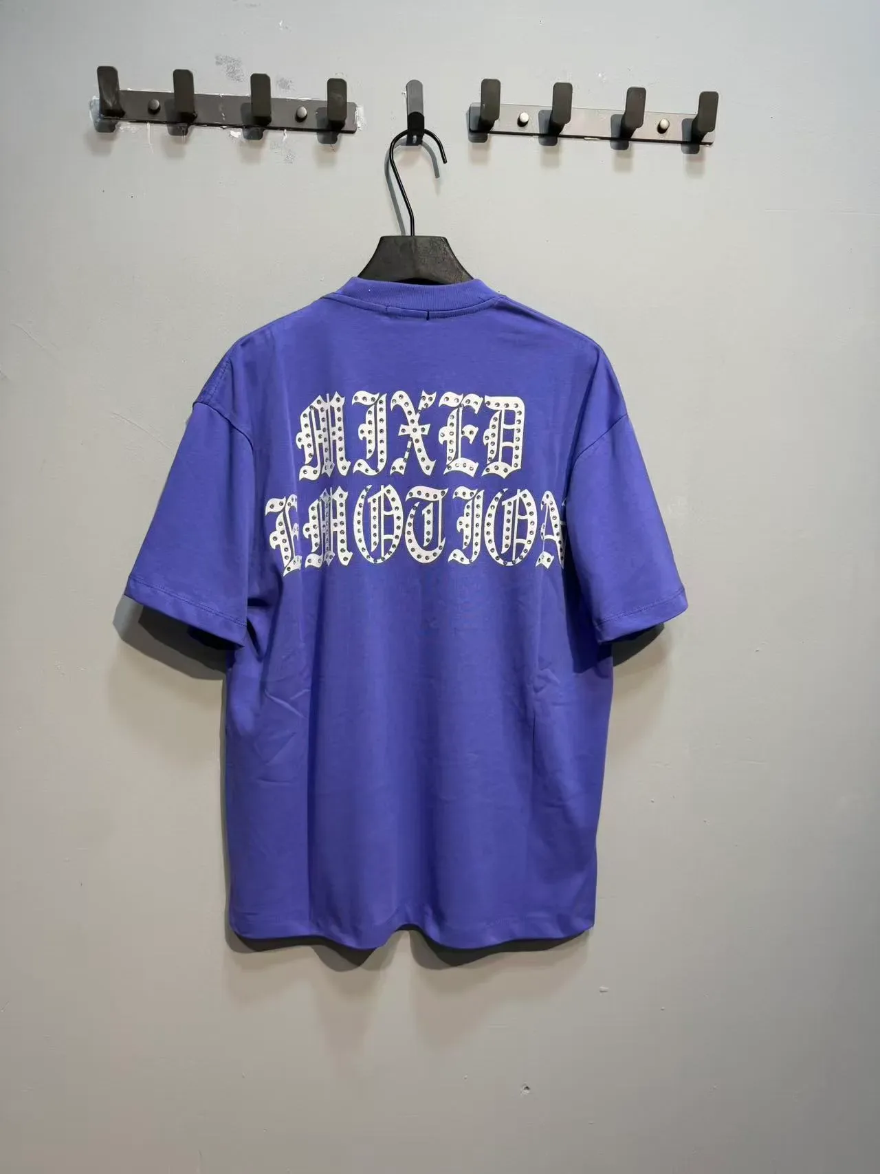 Mixed Emotion Emotion Graphic Print T-Shirt 11