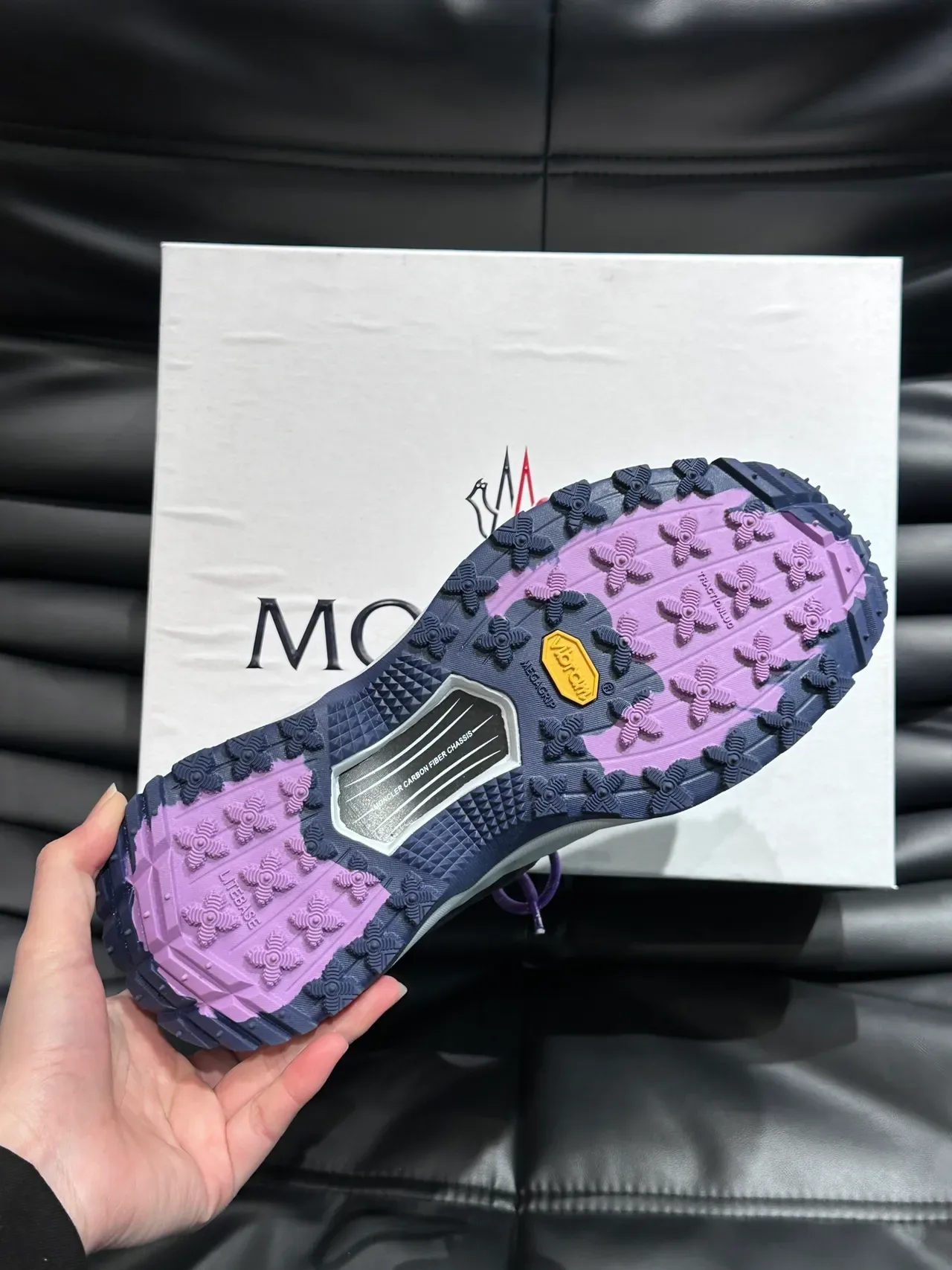 Moncler Grenoble com painéis de malha Navy and Purple Lifestyle Sneakers 2