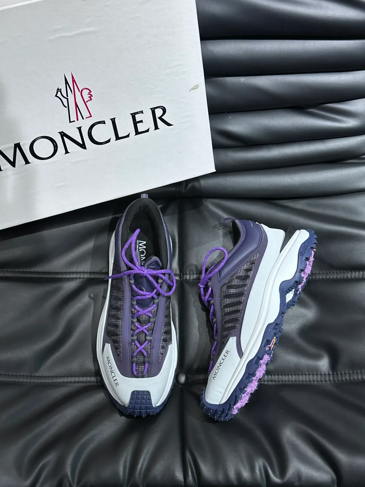 Moncler Grenoble com painéis de malha Navy and Purple Lifestyle Sneakers 3