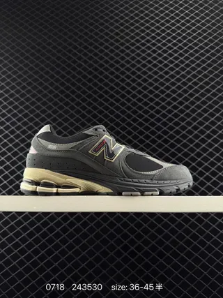 New Balance 2002R गहरा भूरा बेज जीवनशैली स्नीकर्स 2