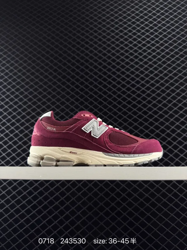 New Balance 2002R गहरा भूरा बेज जीवनशैली स्नीकर्स 3