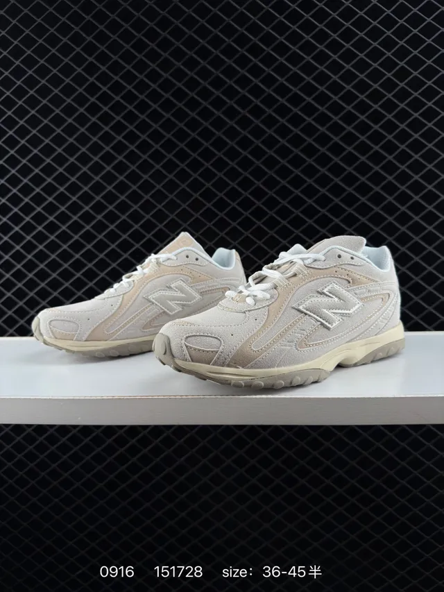 New Balance 204 সিরিজ বেইজ চাঙ্কি স্নিকার্স 3