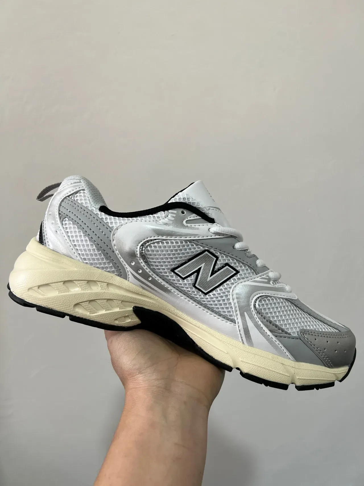 New Balance 530 রূপালী সাদা ক্রিম লাইফস্টাইল স্নিকার 8