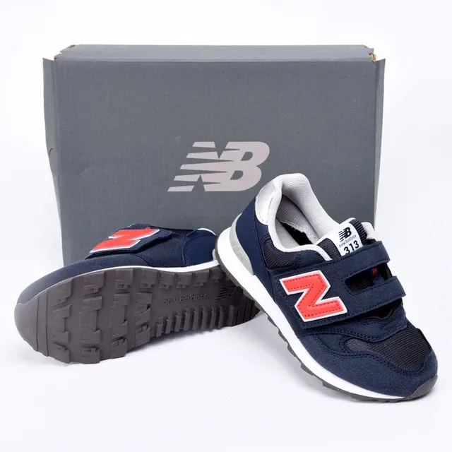 New Balance 574 银金属 Velcro 带 生活方式运动鞋 5