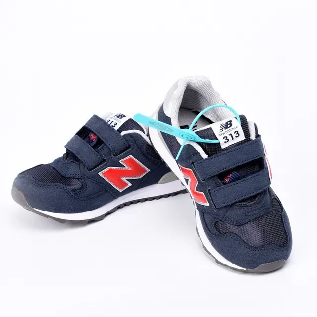 New Balance 574 银金属 Velcro 带 生活方式运动鞋 8